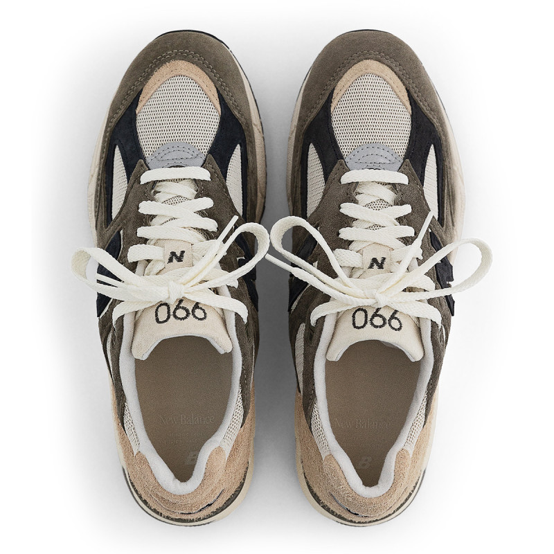 NEW BALANCE Pantofi Sport NEW BALANCE - 990 