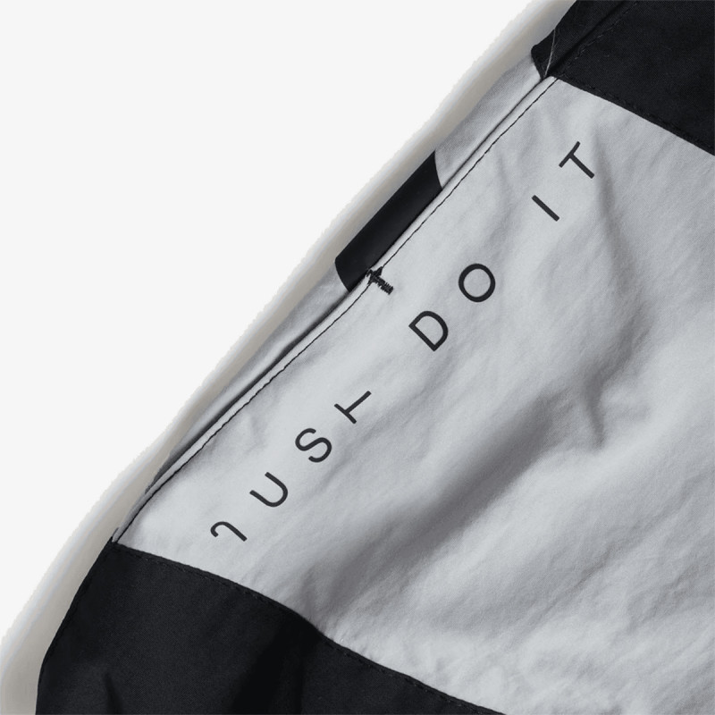 NIKE Pantaloni scurti 5 inch Volley Short 