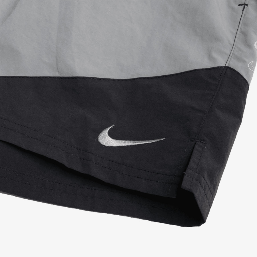 NIKE Pantaloni scurti 5 inch Volley Short 