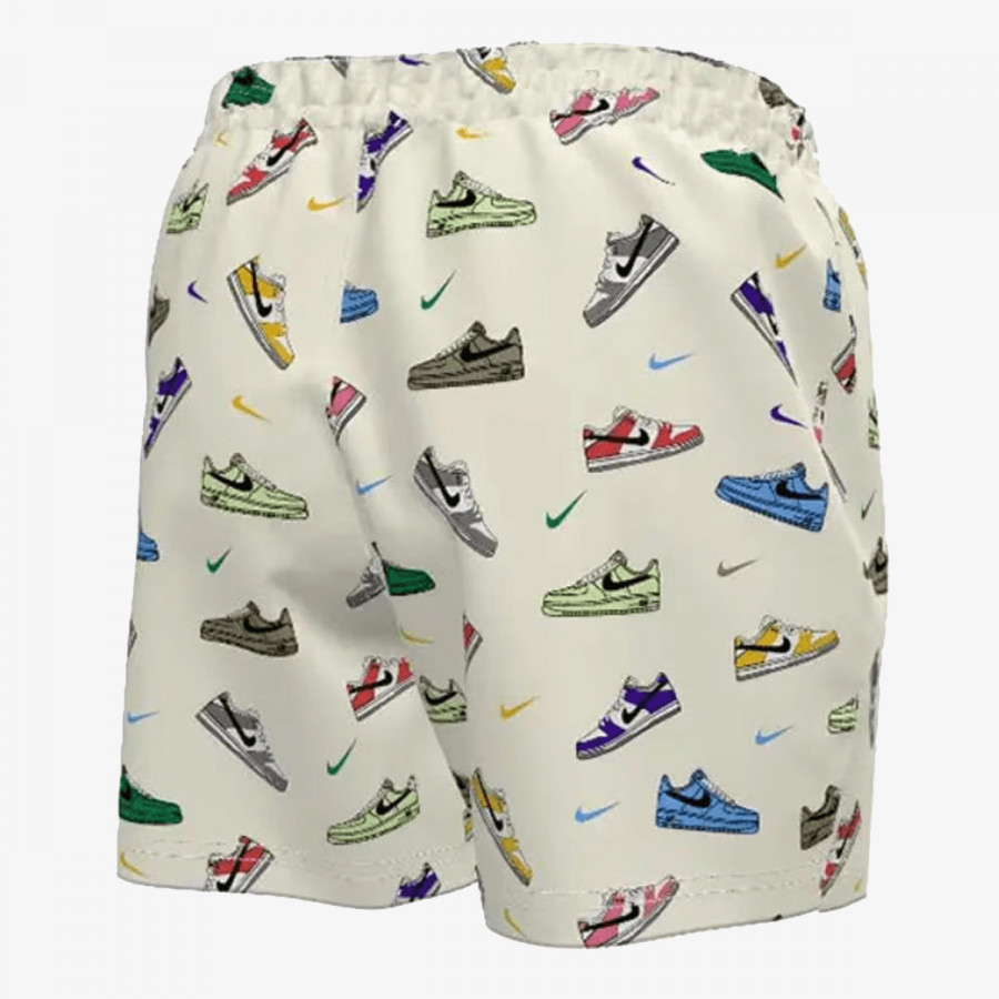NIKE Pantaloni scurti 5