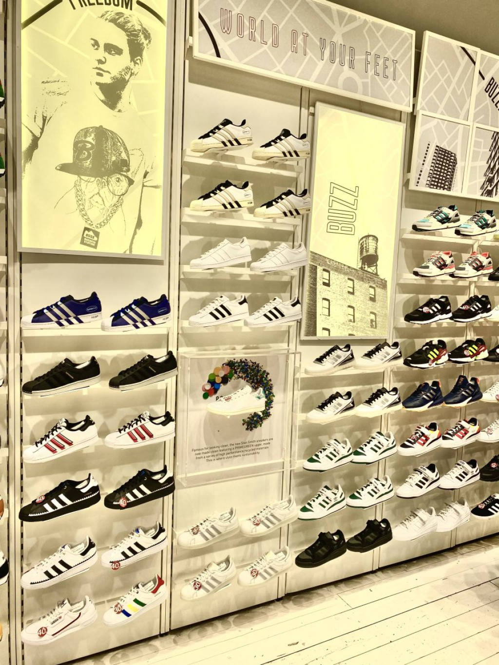 B-GL - Buzz - Mall Shopping City Galati